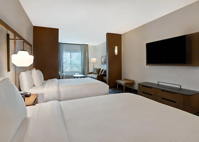 Fairfield & By Marriott Chicago