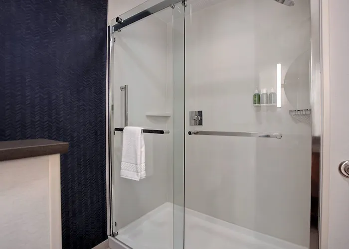 Hotel Fairfield & By Marriott Chicago Bolingbrook