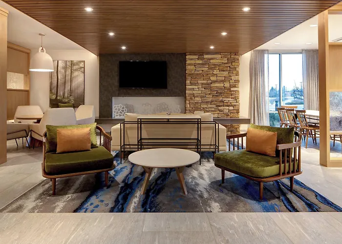 Fairfield & By Marriott Chicago