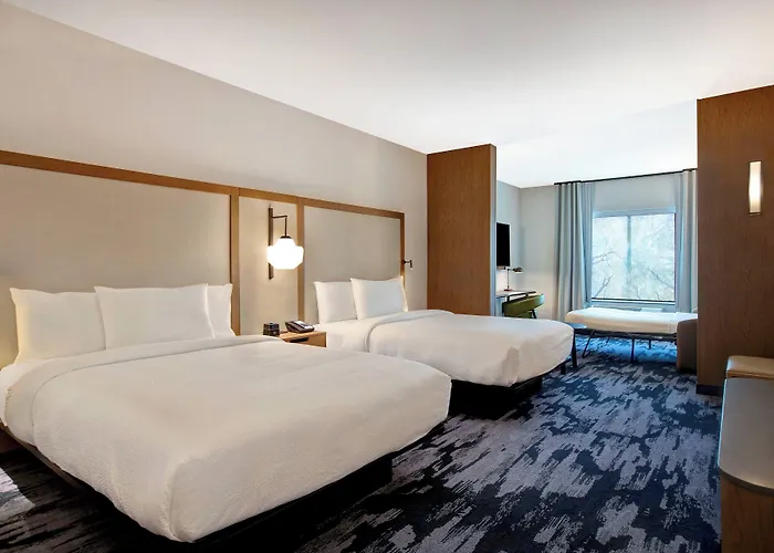 Fairfield & By Marriott Chicago 3*